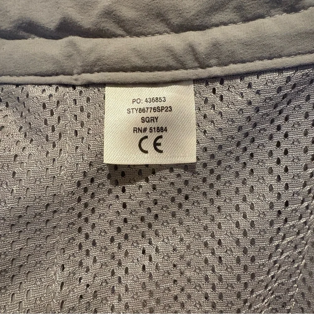 Patagonia Men Light Gray Swim Shorts Size 33 - Picture 6 of 6